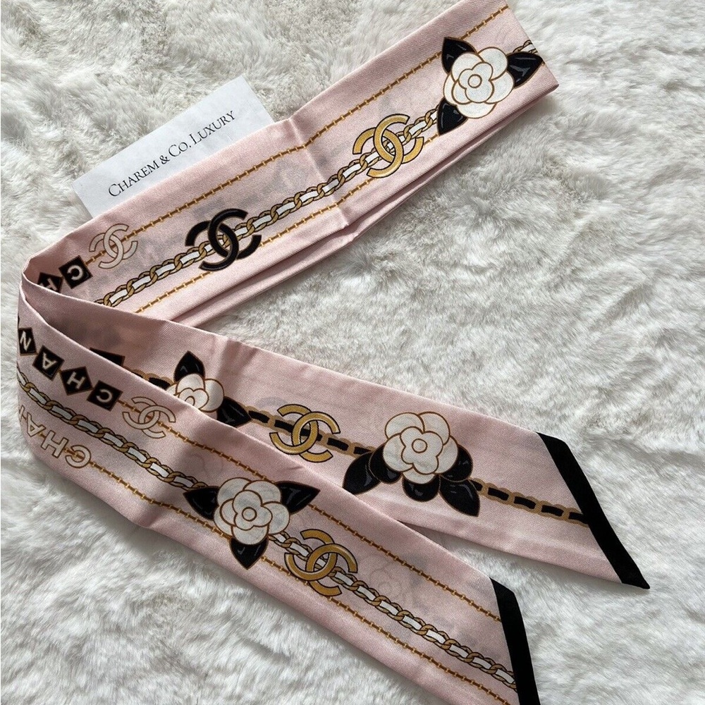 CHANEL Pink White Gold Black � Silk Slim Scarf Band